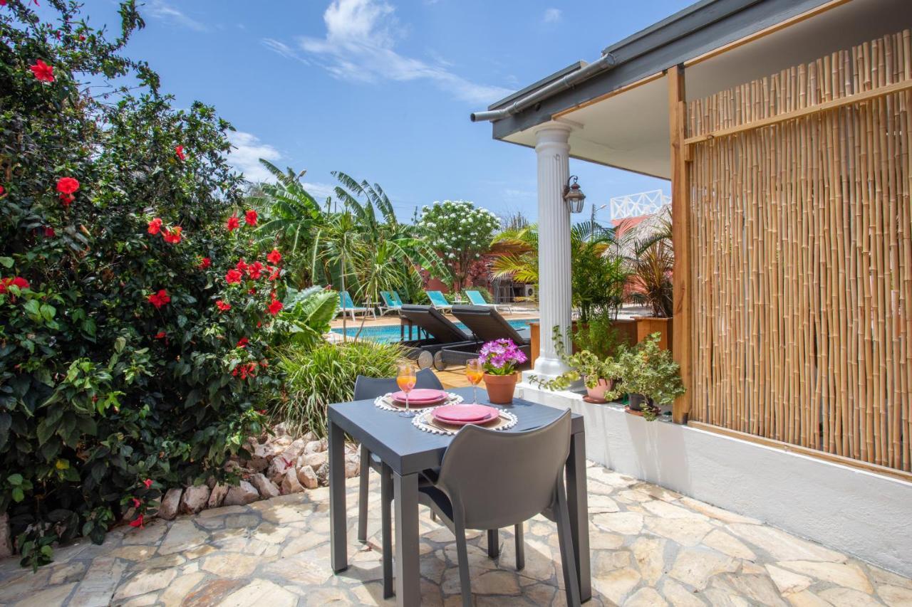 Happy Curoase Bed and Breakfast Willemstad Buitenkant foto